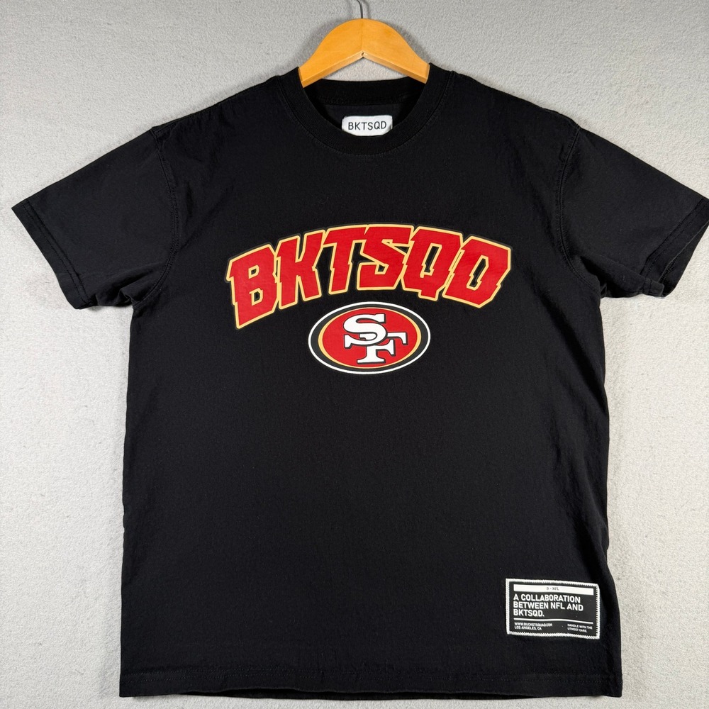 BKTSQD x NFL San Francisco 49ers Black Graphic T-Shirt Mens Small BKTSQD-49ERS